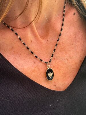 Collar piedra
