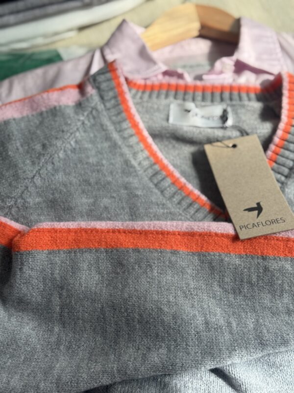 Sweater Rainbow - Image 2