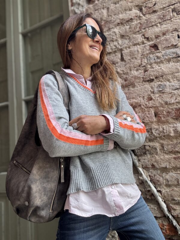 Sweater Rainbow - Image 4