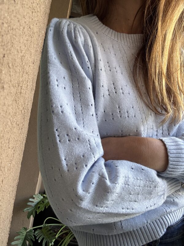 Sweater Fold - Image 8